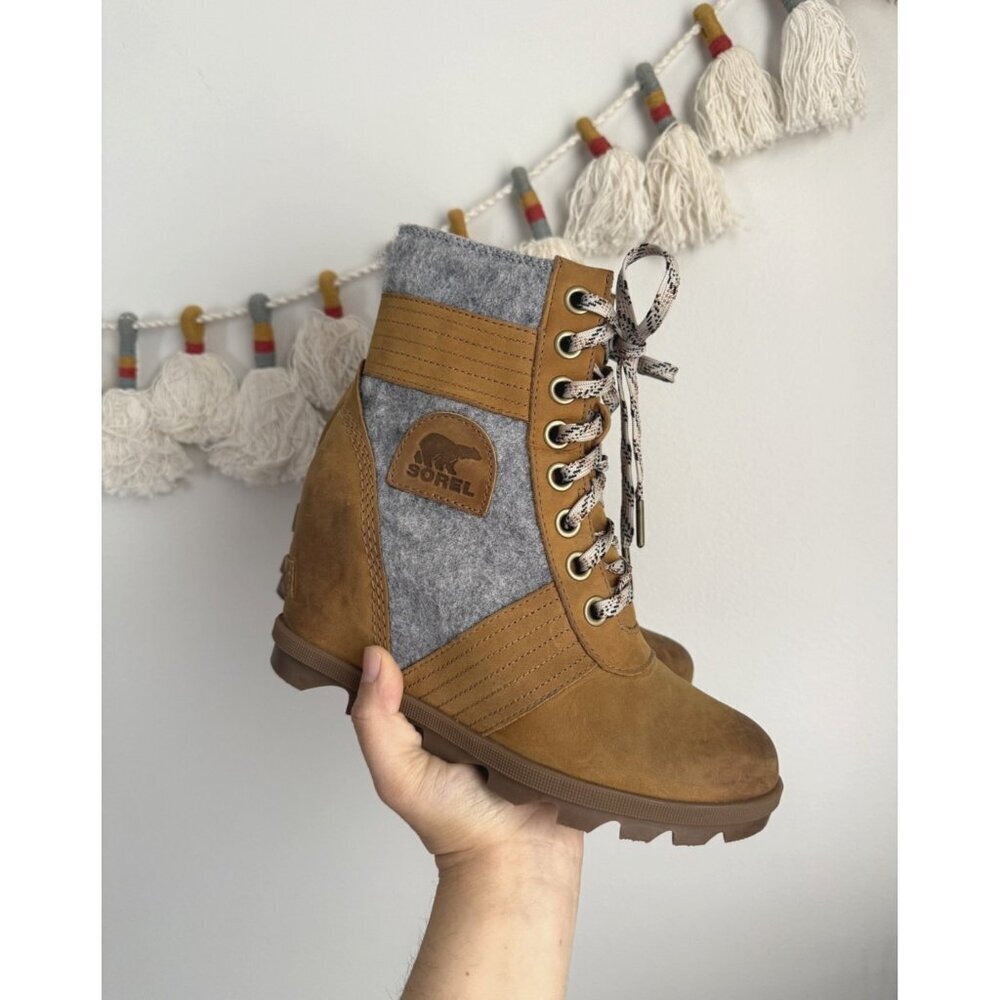 Sorel Lexie Wedge Waterproof Lace Up Boots Tan Leather Grey Winter Comfort 7.5